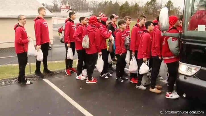 Avonworth, TJ, Farrell High Schools All Get Big Sendoffs To Hershey For Football Championship Games