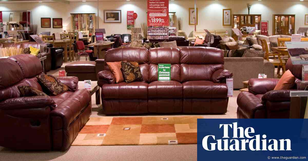 Dunelm bucks ailing homewares sector with expected profits boost
