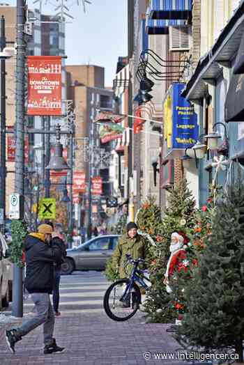 Downtown winterfest beckons thousands Saturday
