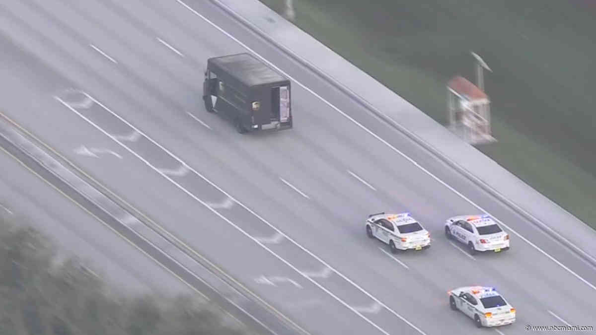 Multiple Dead After Robbery Ends in Police Pursuit, Shooting