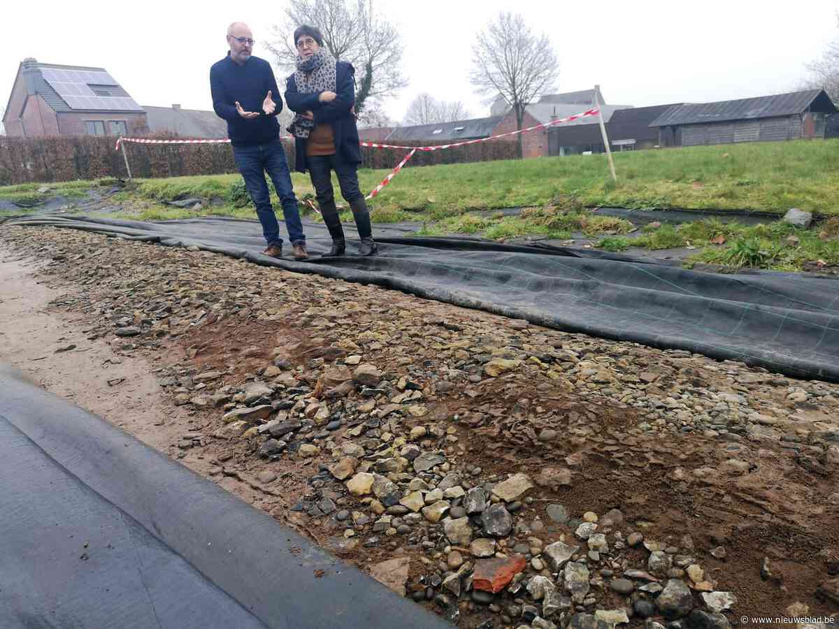 Velzeke herbouwt Romeins dorp, compleet met authentieke winkels, tuin en weg