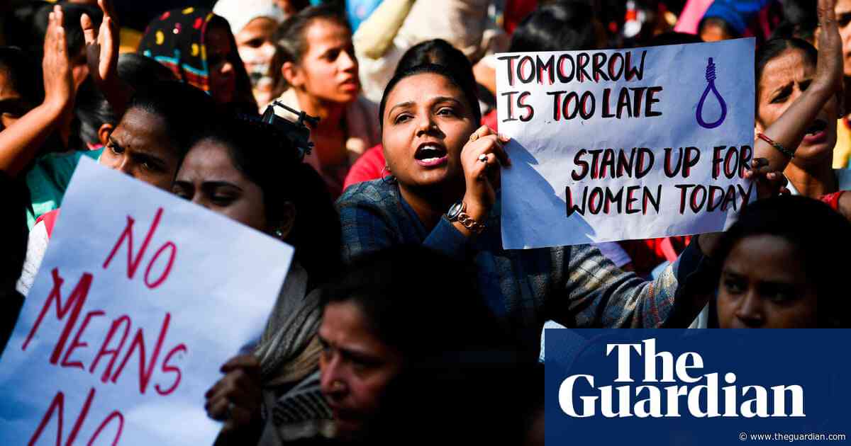 Indian police shoot dead four men suspected of Hyderabad rape