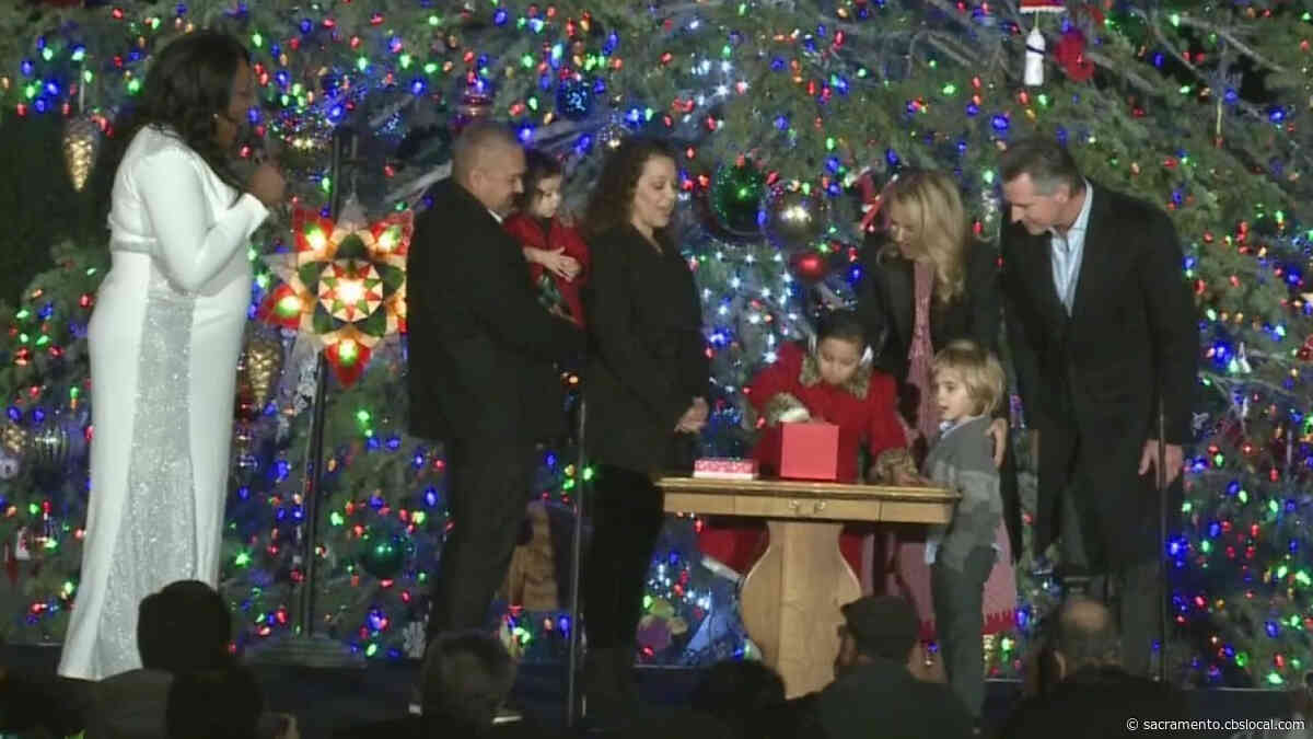 Capitol Christmas Tree Lighting Celebrates California’s Diverse Residents