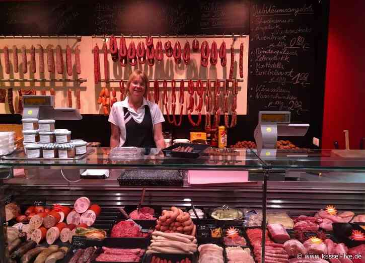 Advents-Grillen vor Fleischerei Burghardt