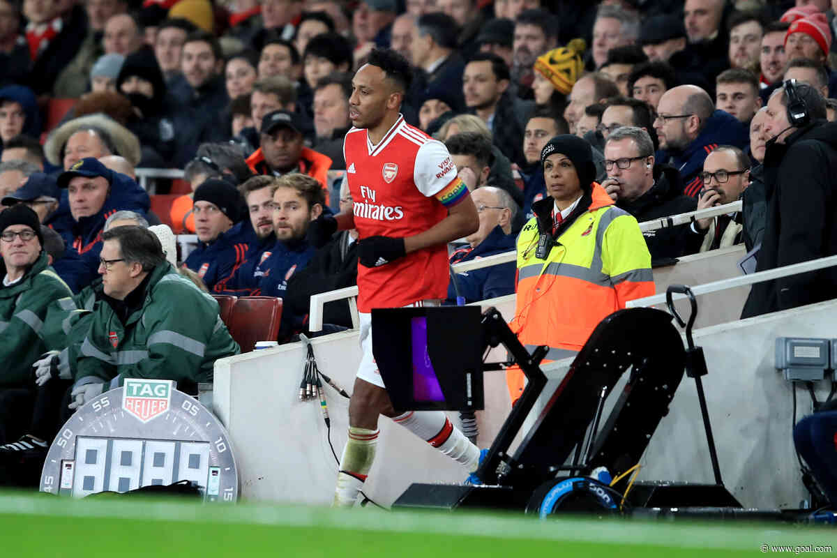 Aubameyang wekt verbazing met toiletbezoek in minuut 88 bij 1-2 achterstand