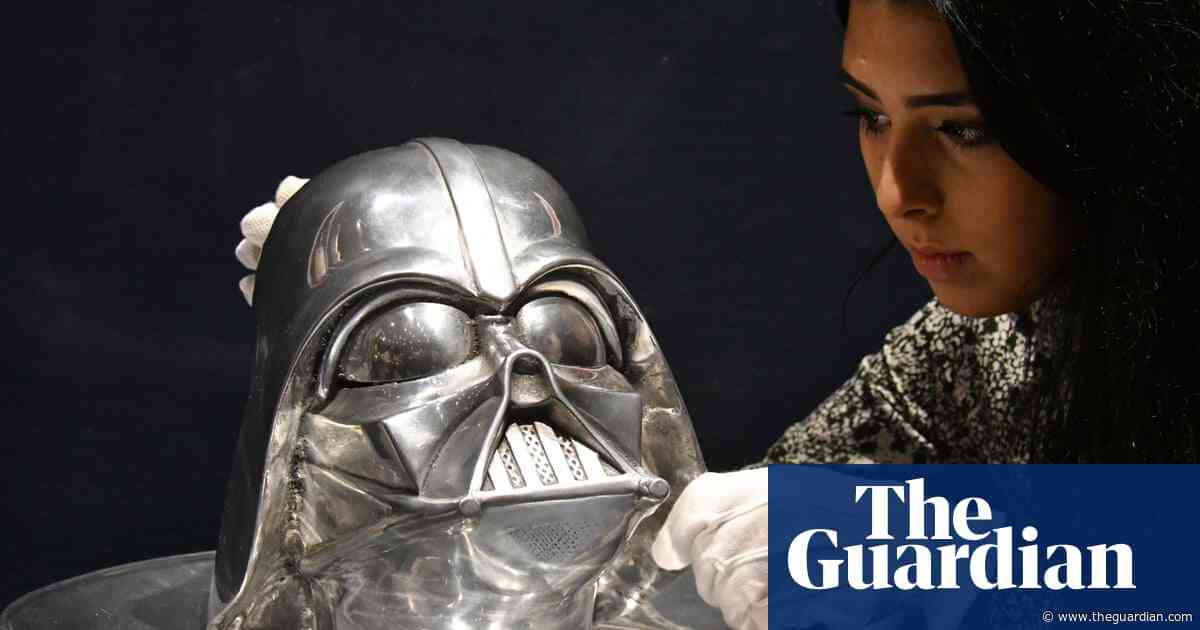 Lizzo on stage and Darth Vader's head: Friday's best photos