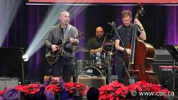 Barenaked Ladies perform as thousands pack CBC Toronto for Sounds of the Season