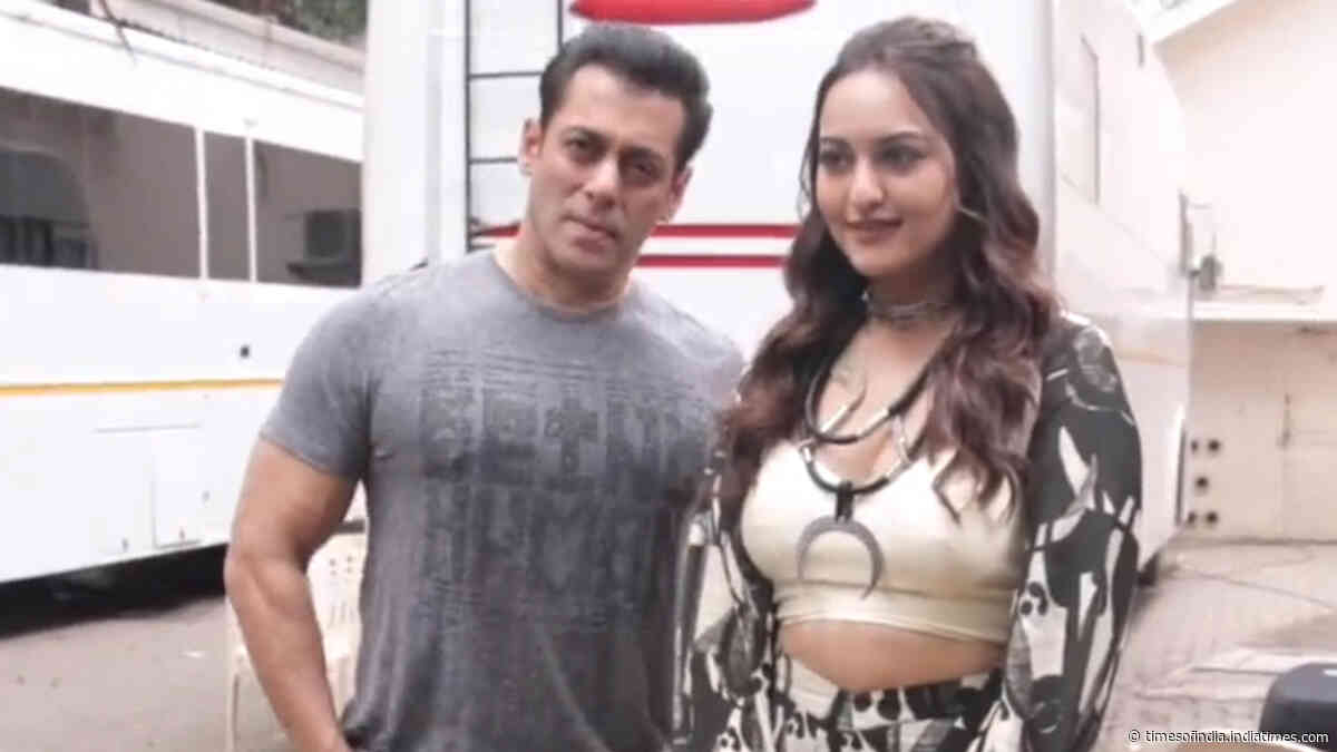From Salman Khan to Alia Bhatt, celebs spotted in and around Mumbai