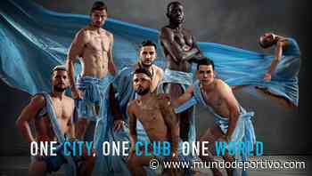Llorente posa semidesnudo para el calendario del Napoli