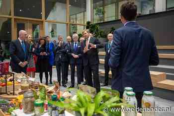 Koning opent onderzoekscentrum Unilever op Wageningse campus