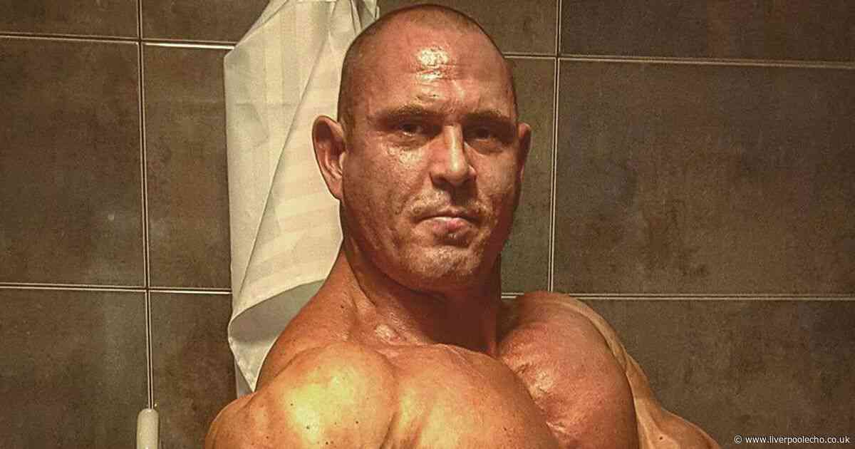 Bouncer knocked out drunken 'troublemaker' who pulled coat over his head