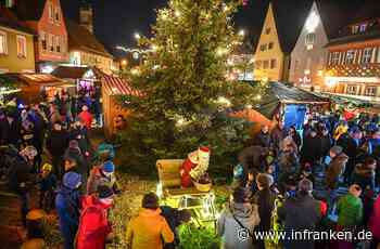Der 23. Höchstadter Weihnachtsmarkt ist eröffnet: Das neue Christkind hat Premiere