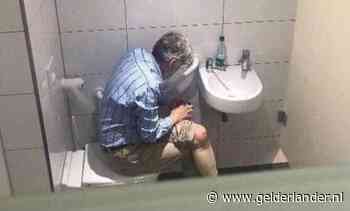 Schaakgrootmeester speelde vals op het toilet; 6 jaar schorsing