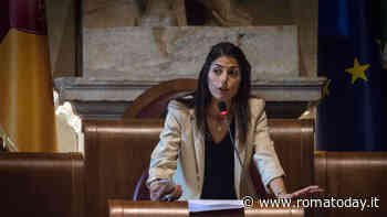 Emergenza rifiuti, Raggi dice no a discarica ma senza lo strappo ufficiale. E il commissario si avvicina
