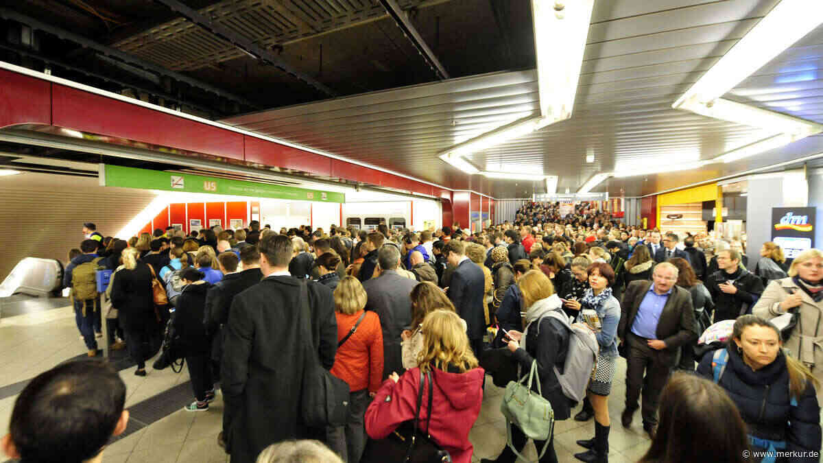 OB-Kandidatin wütet über S-Bahn-Chaos - Hiobsbotschaft kommt am Tag darauf