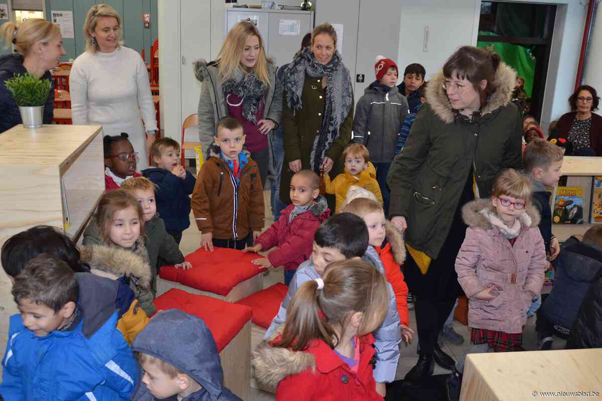 Basisschool Kouterbos opent nieuwe schoolbib