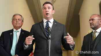 Duncan Hunter announces plan to resign