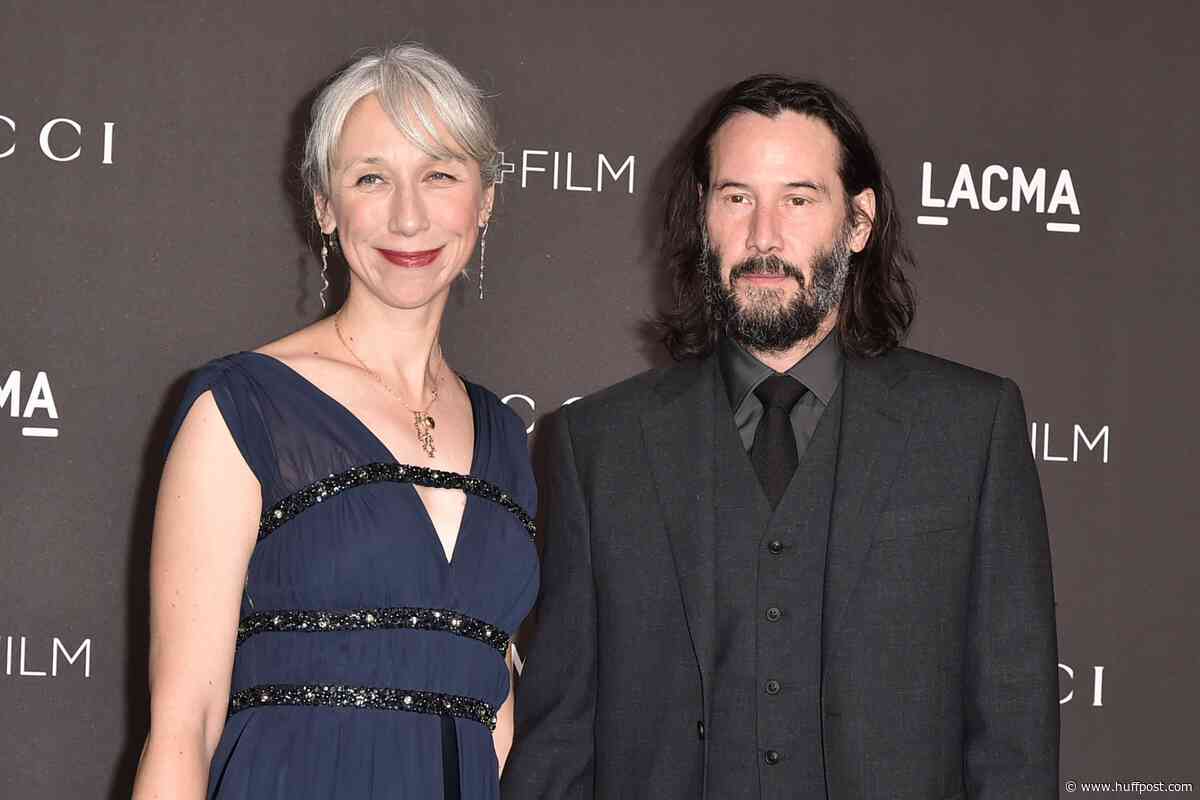 Keanu Reeves’ Girlfriend, Alexandra Grant, Reveals Why She Rocks Her Natural Gray Hair