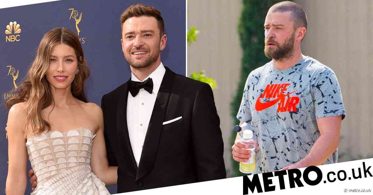 Justin Timberlake’s wedding ring firmly back on after apology to wife Jessica Biel
