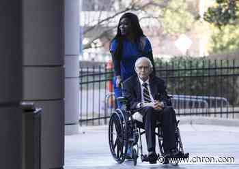 Dannenbaum pleads guilty to illegal donations