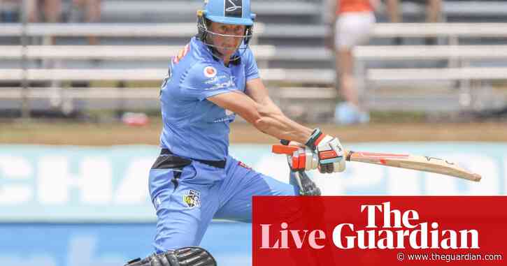 WBBL semi-final: Strikers too slick for Scorchers - as it happened