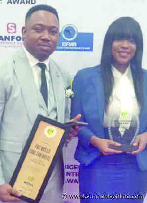 Wells Carlton honoured with an award