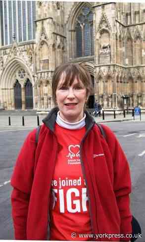 Anne’s Chase the Pud Santa dash in aid of life saving research