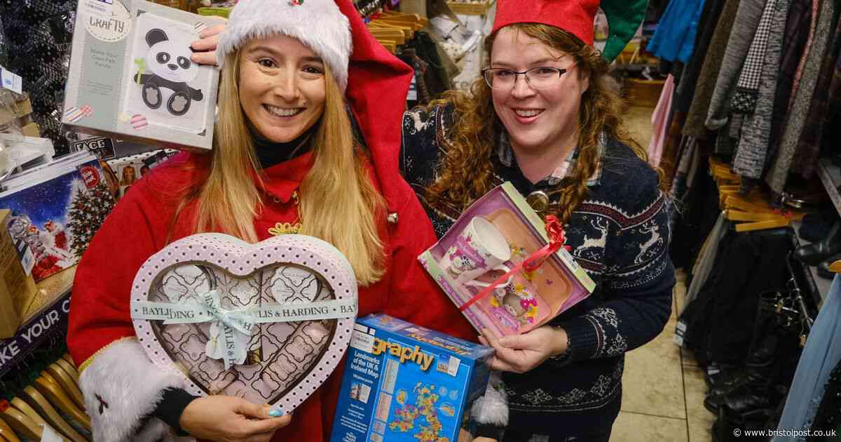 How to buy Christmas presents for the whole family for just £25