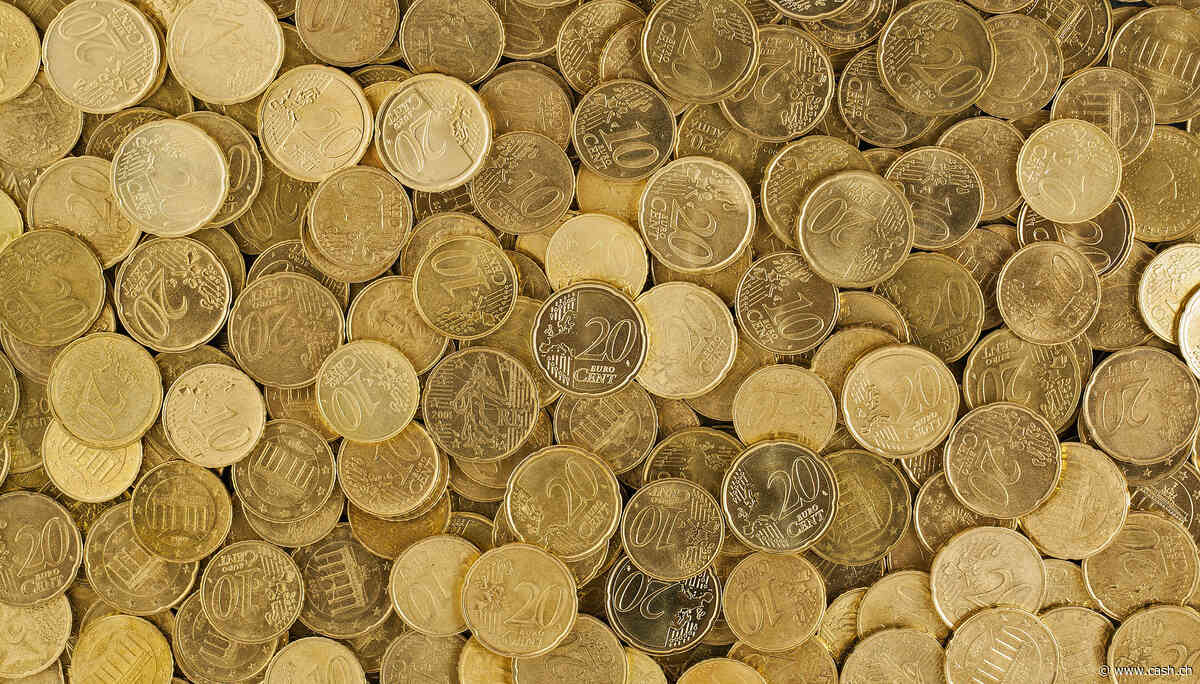 Finanz - Negativzins für private Einlagen ab erstem Euro weitet sich in Deutschland aus