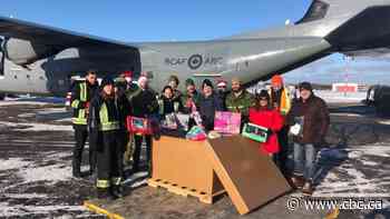 Military plane lands in Thunder Bay to deliver Toys for the North