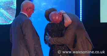Gareth Thomas breaks down on stage as his parents honour him amid emotional scenes
