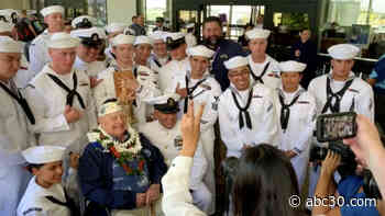 1 of 3 remaining Pearl Harbor survivors attends remembrance ceremony, held days after shooting tragedy