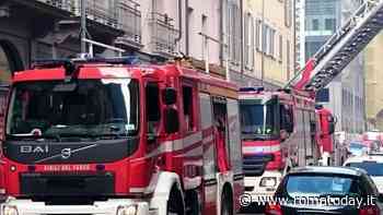 Non risponde al telefono ai familiari: pompieri salvano 88enne colto da malore in casa
