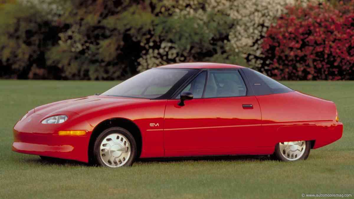 GM Supposedly Destroyed (Nearly) Every EV1 Ever Made—So Why Is One in an Atlanta Parking Garage?