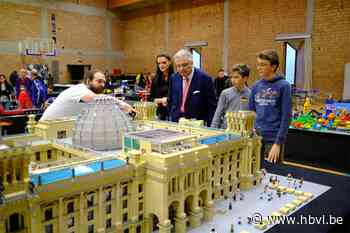Prins Laurent komt dag vroeger naar Lego-expo in Hasselt