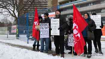 Tenants demand answers from landlord in wake of fatal North York fire