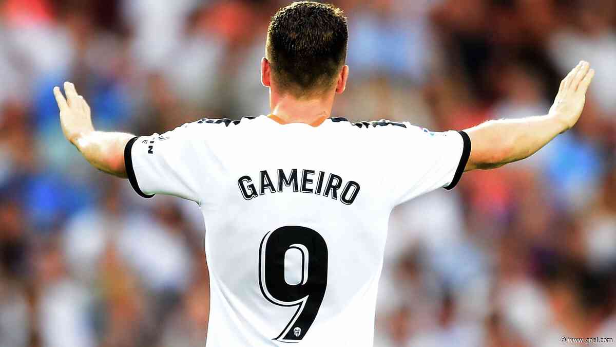 Valencia waarschuwt Ajax met derbyzege na 2-0 achterstand