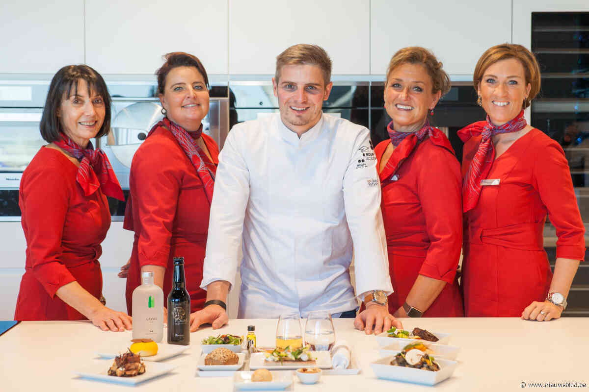 Brussels Airlines en chef Tim Boury slaan de handen in elkaar