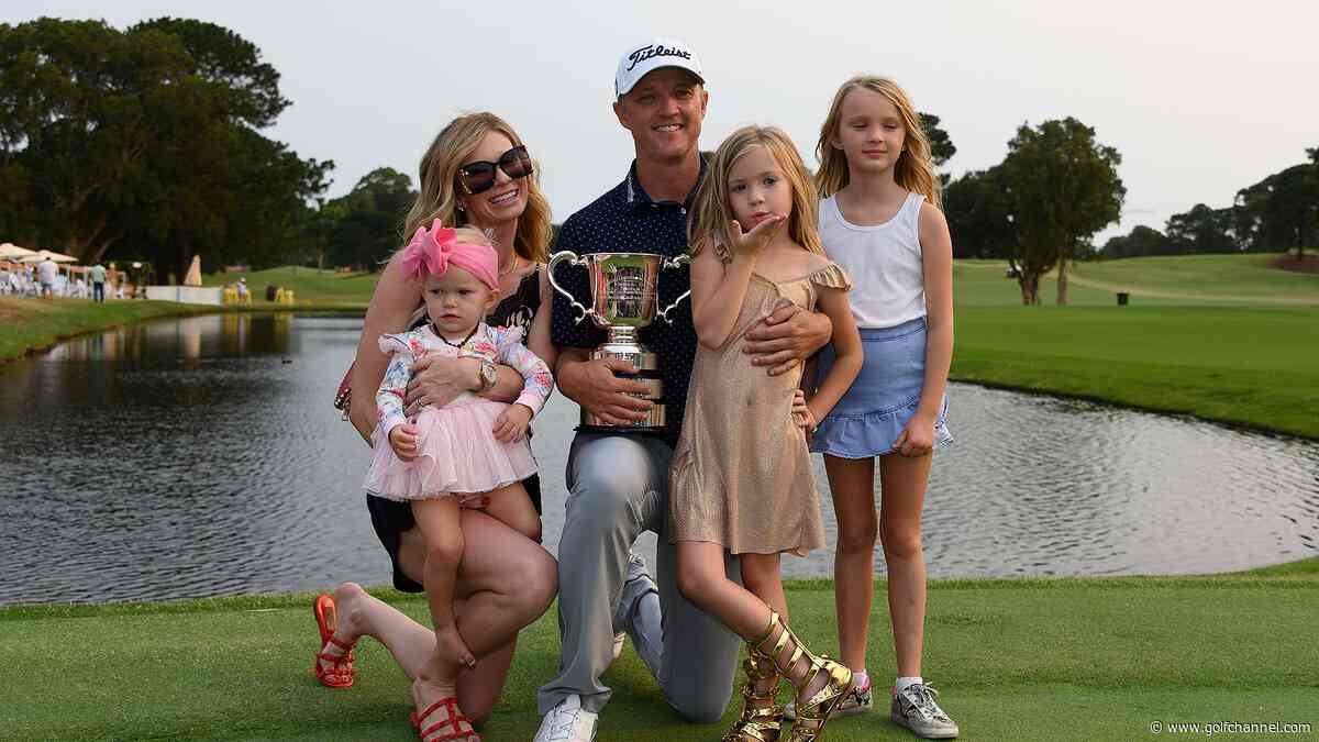 Jones holds off Oosthuizen for second Australian Open title