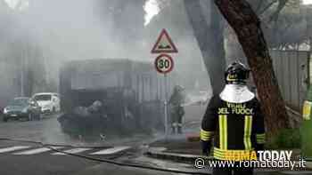 Tre autobus in fiamme in tre giorni: sono 29 quelli andati a fuoco nel 2019