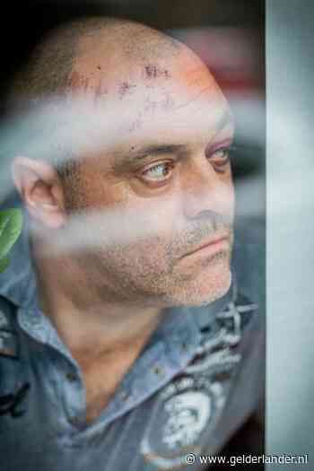 Jeroen probeerde agressieve verwarde man te stoppen en is nu zelf verdachte: ‘Toch ben ik trots’