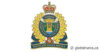 Armed men rob Moose Jaw ice cream shop