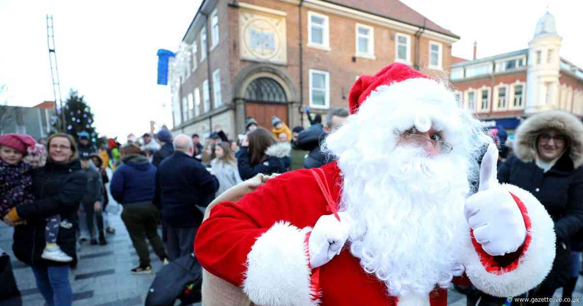 Pictures as crowds enjoy Stockton Reindeer Parade and Christmas market