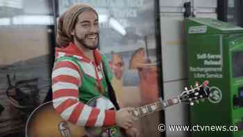 Toronto subway busker stunned by sweet Christmas payday