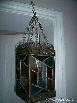 VICTORIAN STAINED GLASS LANTERN WITH HANGING CHAINS 30 CM HIGH