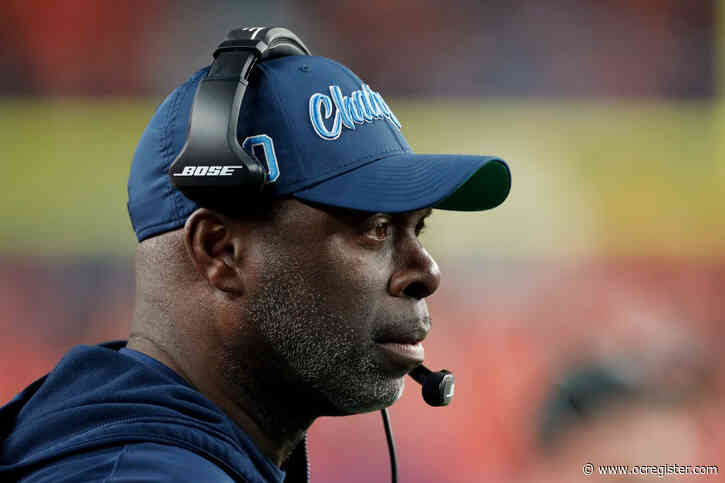 Game Center: Chargers vs. Jaguars updates from Jacksonville