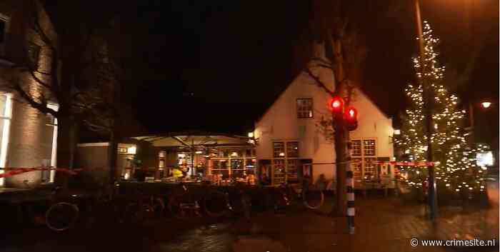 Politie schiet man neer tijdens vechtpartij bij café in Laren