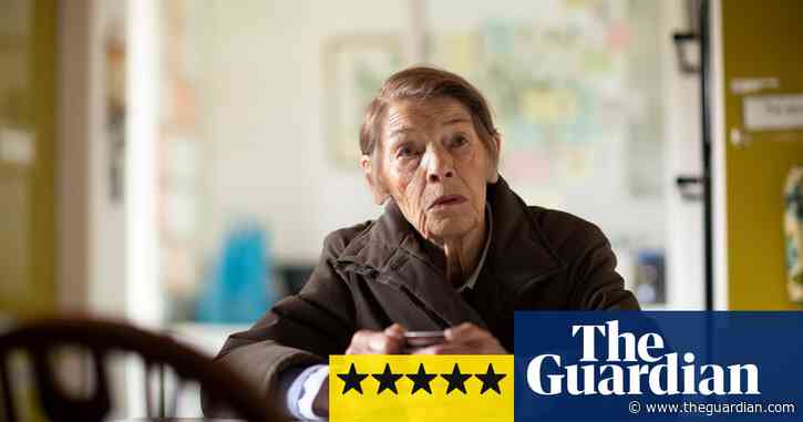 Elizabeth Is Missing review – Glenda Jackson shines in this heartrending whodunnit