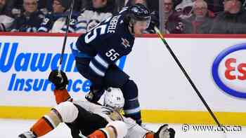 Scheifele scores 400th career point as Jets shoot down Ducks