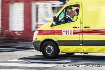 Afghaan ernstig gewond nadat hij bemiddelt bij ruzie in asielcentrum